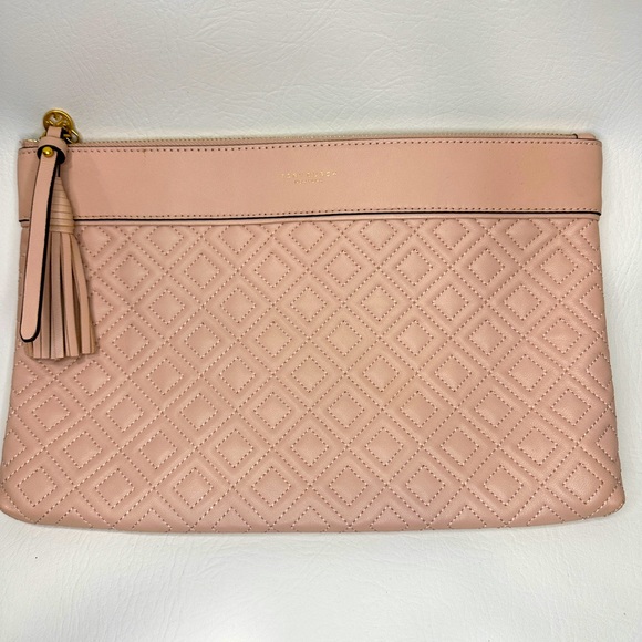 Tory Burch Handbags - Tory Burch Fleming Medium Pouch